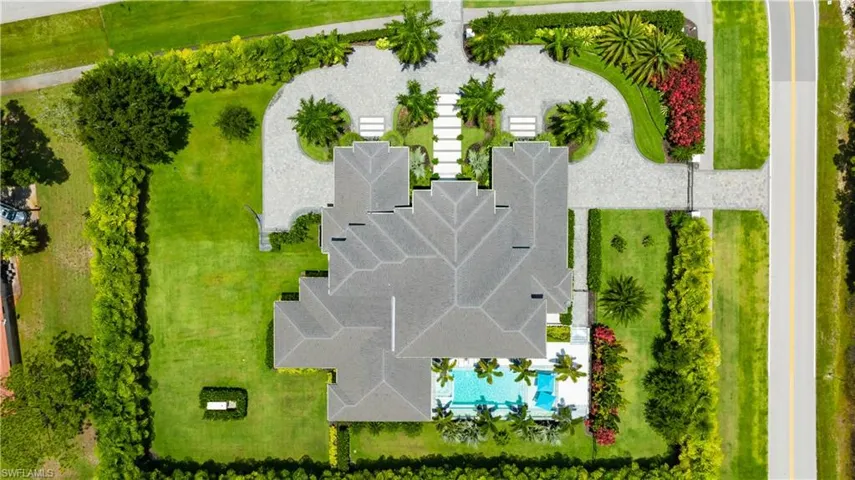 882 Cassena Rd, Naples, Florida 34108