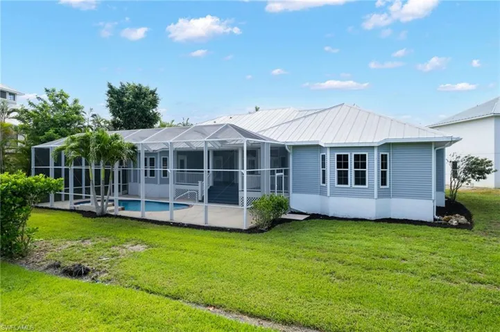 18210 Chesapeake Ct, Fort Myers, Florida 33908