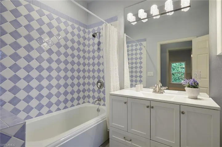 18210 Chesapeake Ct, Fort Myers, Florida 33908