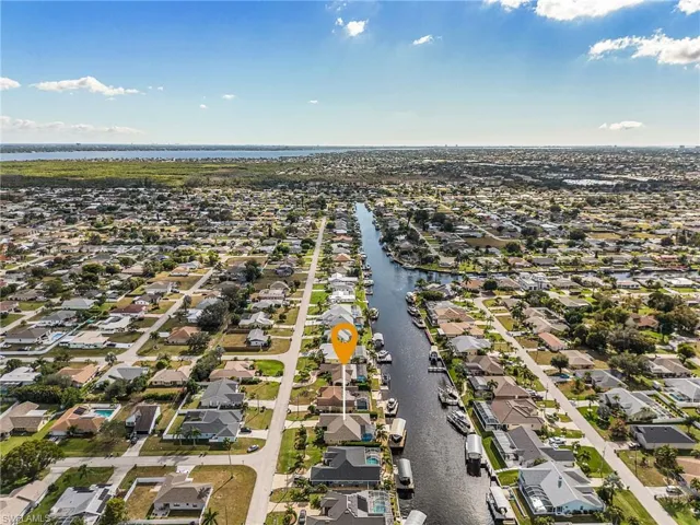 1102 Se 21st Ave, Cape Coral, Florida 33990
