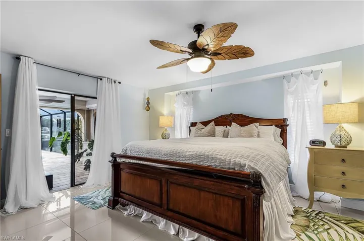 1102 Se 21st Ave, Cape Coral, Florida 33990