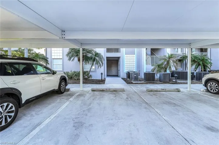 16675  Lake Circle  DR, Fort Myers, FL 33908