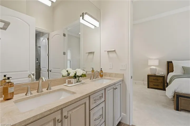 11821 Via Cassina Ct, Miromar Lakes, Florida 33913