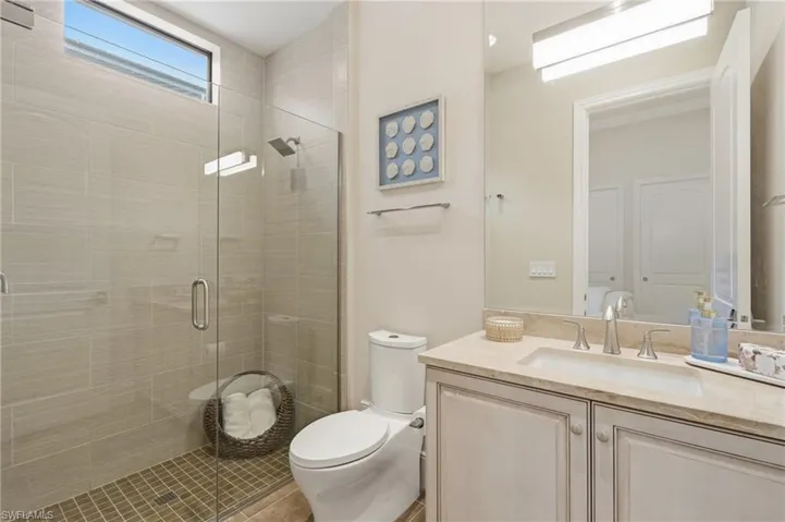 11821 Via Cassina Ct, Miromar Lakes, Florida 33913