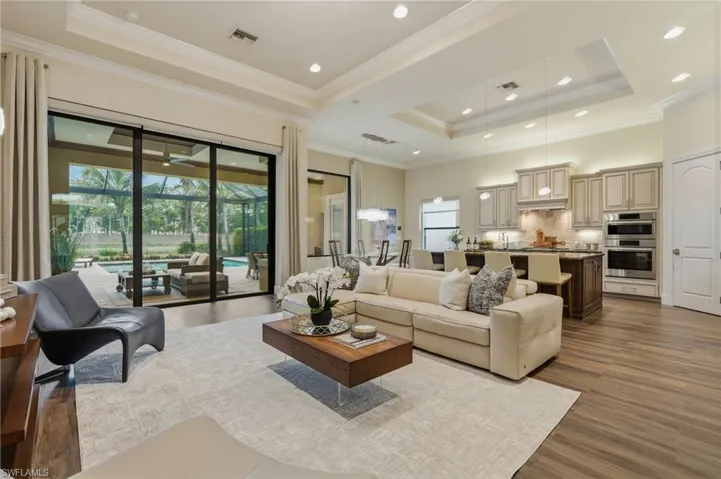 11821 Via Cassina Ct, Miromar Lakes, Florida 33913