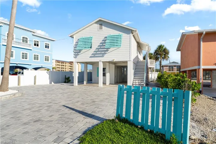 111 Bahia VIA, Fort Myers Beach, FL 33931,225056222