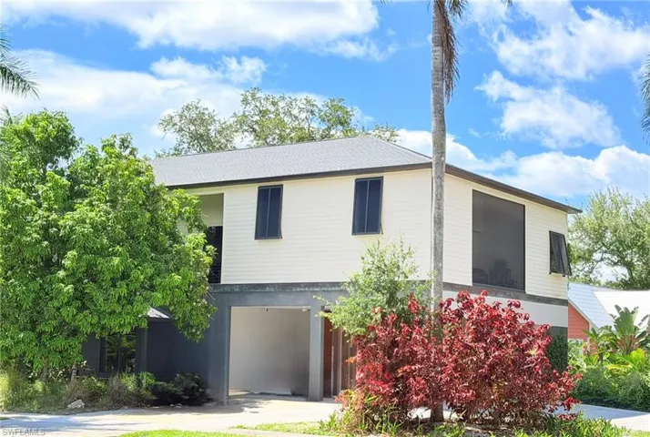 1561 Lynwood Ave, Fort Myers, Florida 33901