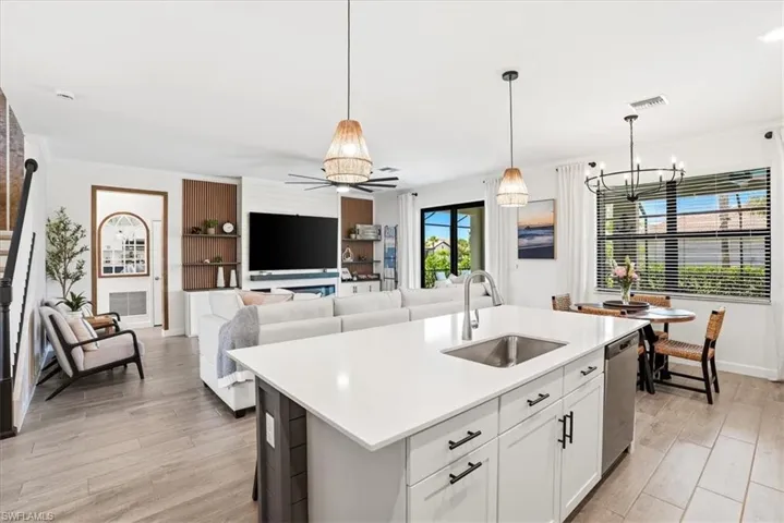 18656 Ives Dr, Estero, Florida 33928