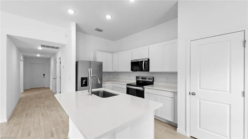 643 Chambers St E, Lehigh Acres, Florida 33974