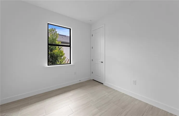 1952  Sierra  CT, Naples, FL 34120