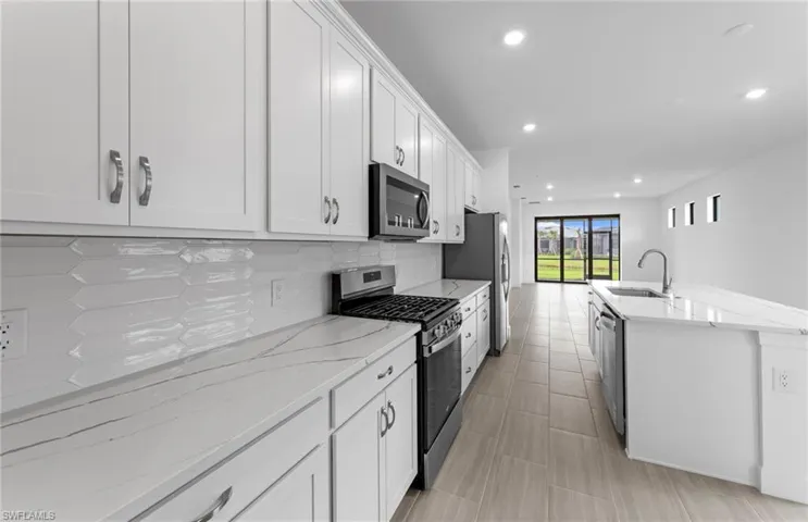 1952  Sierra  CT, Naples, FL 34120