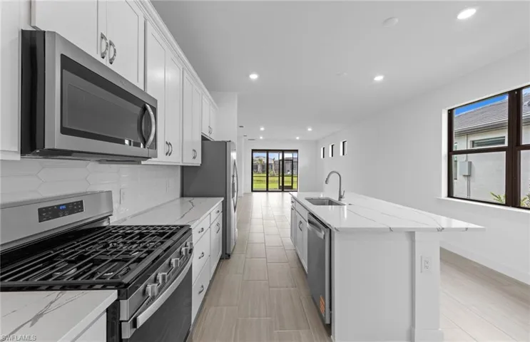 1952  Sierra  CT, Naples, FL 34120
