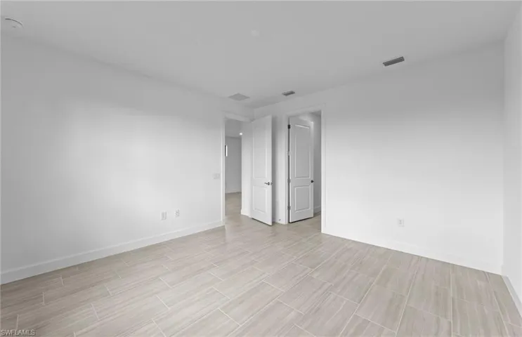 1952  Sierra  CT, Naples, FL 34120
