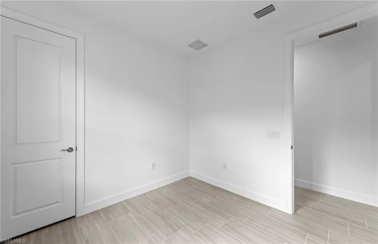 1952  Sierra  CT, Naples, FL 34120