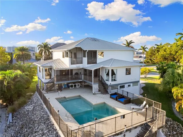 821 Palm St, Marco Island, Florida 34145