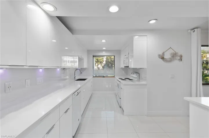 821 Palm St, Marco Island, Florida 34145