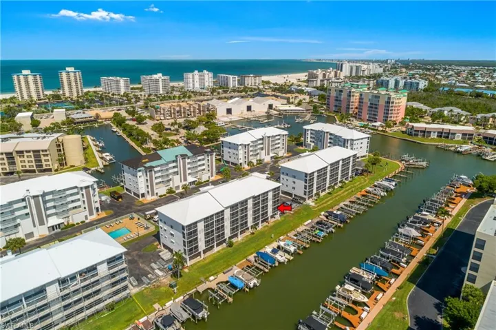 4531 Bay Beach Ln 134, Fort Myers Beach, Florida 33931