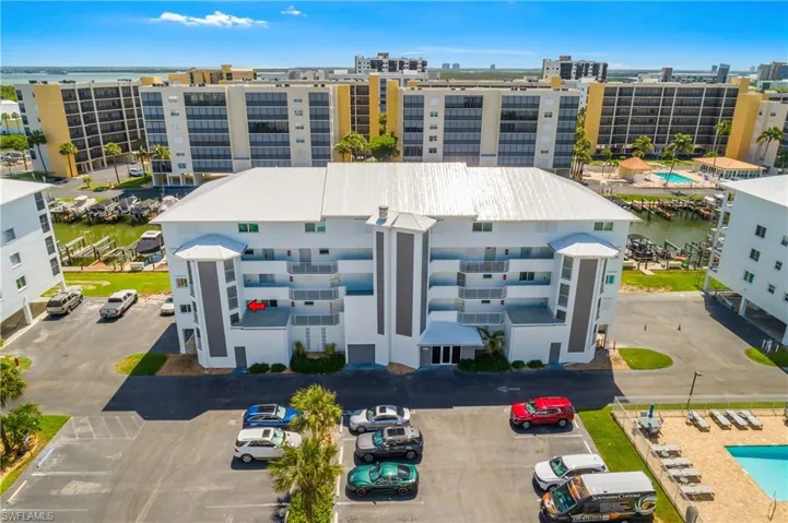 4531 Bay Beach Ln 134, Fort Myers Beach, Florida 33931