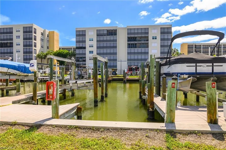 4531 Bay Beach Ln 134, Fort Myers Beach, Florida 33931