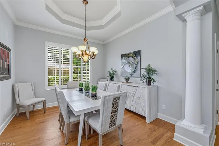 2325 Island Cove Cir, Naples, Florida 34109