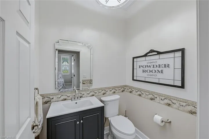 2325 Island Cove Cir, Naples, Florida 34109