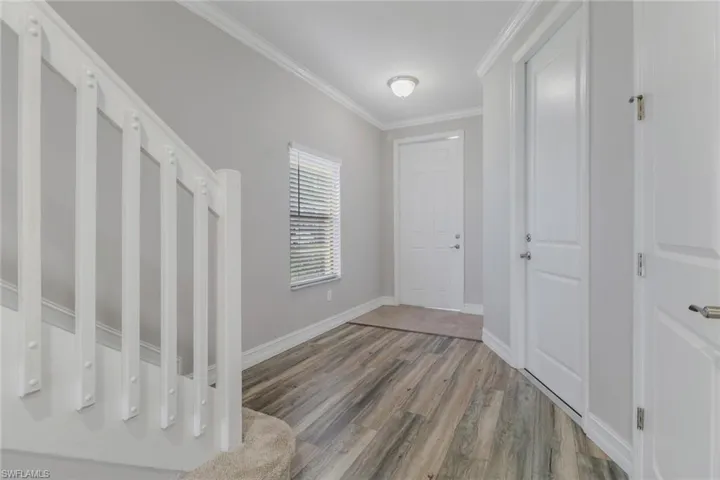 7948  Bristol  CIR, Naples, FL 34120