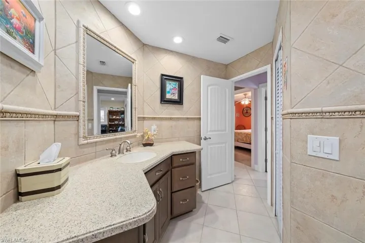 Guest/pool bathroom