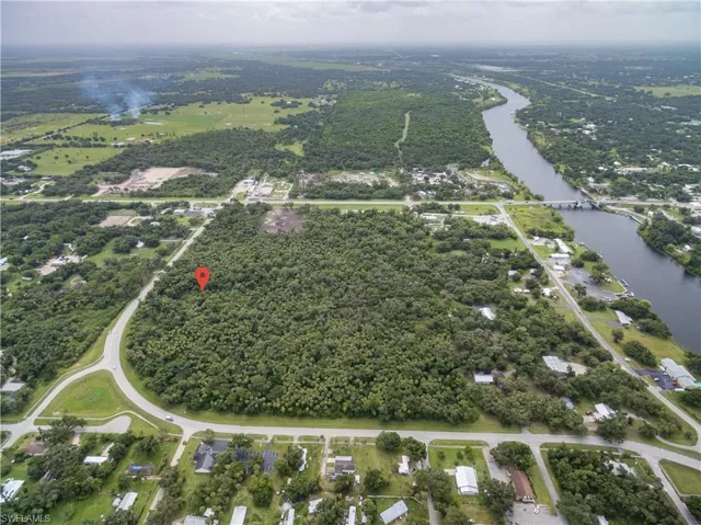 Acreages Available, minutes from Downtown Labelle