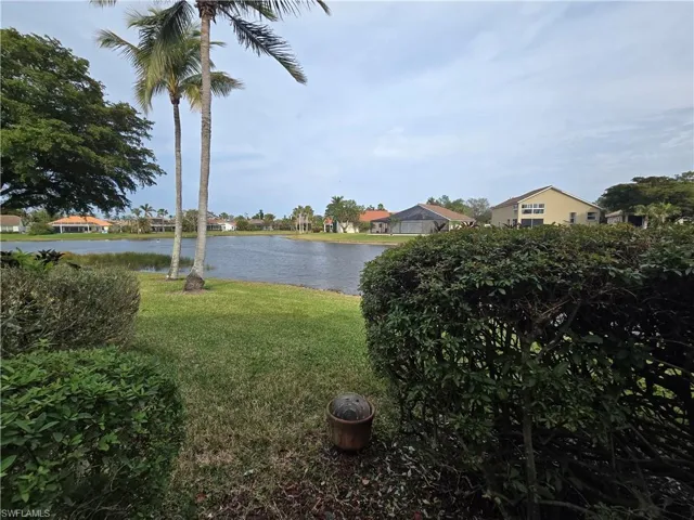 9930  Las Casas  DR, Fort Myers, FL 33919