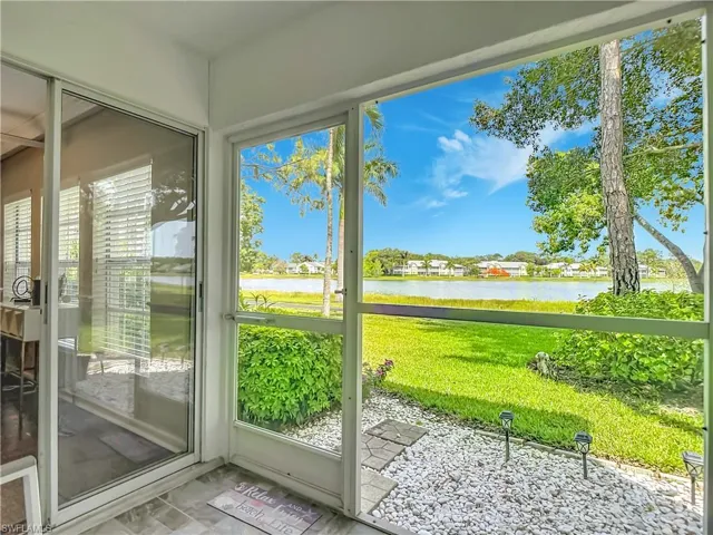 1708  Kings Lake  BLVD, Naples, FL 34112