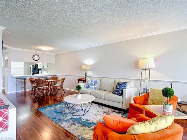 1708  Kings Lake  BLVD, Naples, FL 34112