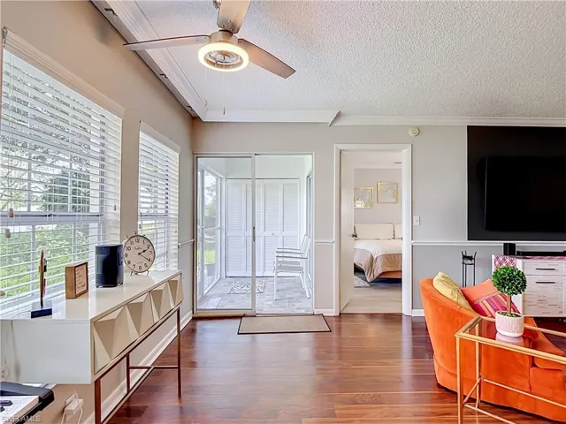 1708  Kings Lake  BLVD, Naples, FL 34112