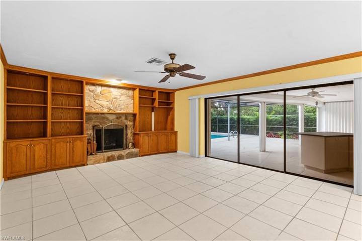 145 Forestwood DR, NAPLES FL 34110