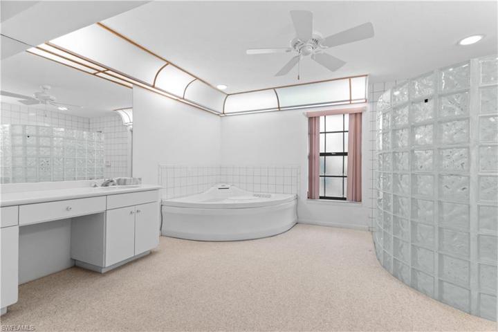 145 Forestwood DR, NAPLES FL 34110