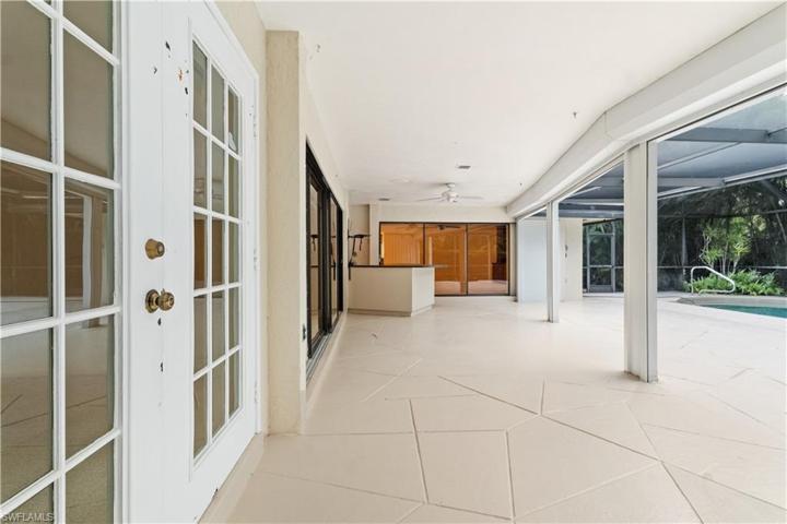 145 Forestwood DR, NAPLES FL 34110