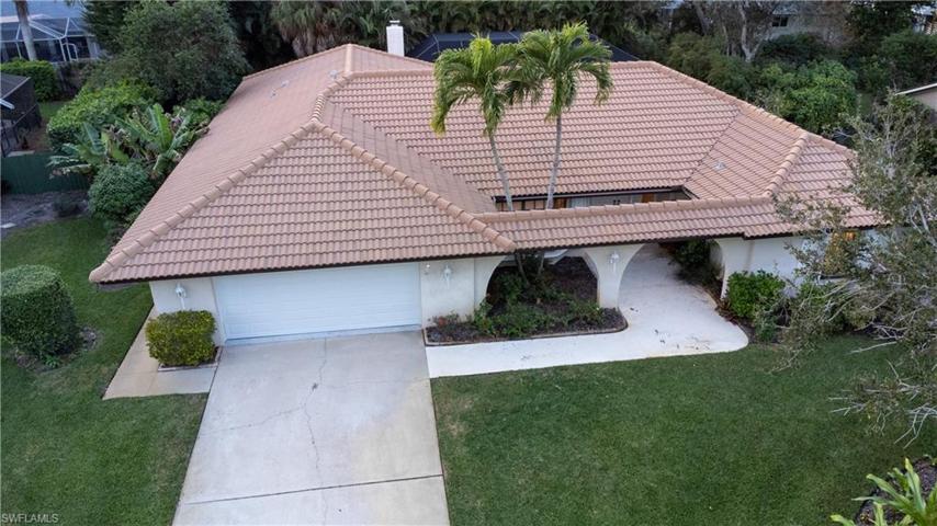 145 Forestwood DR, NAPLES FL 34110