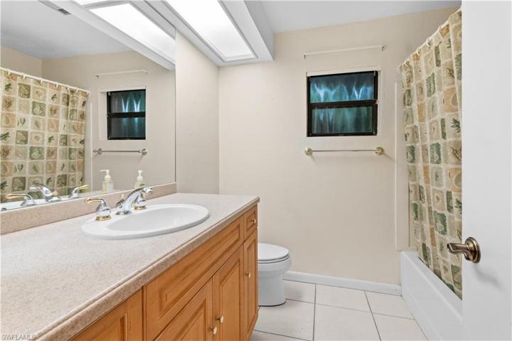 145 Forestwood DR, NAPLES FL 34110