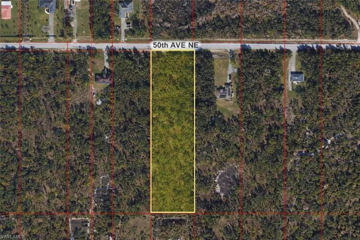 Aerial map of property and surrounding area with property boundaries highlighted