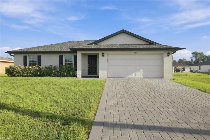1615 Ne 34th Ln, Cape Coral, Florida 33909