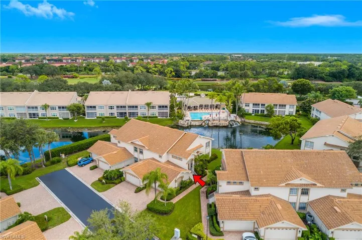 5643  Sandlewood  CT, Naples, FL 34110