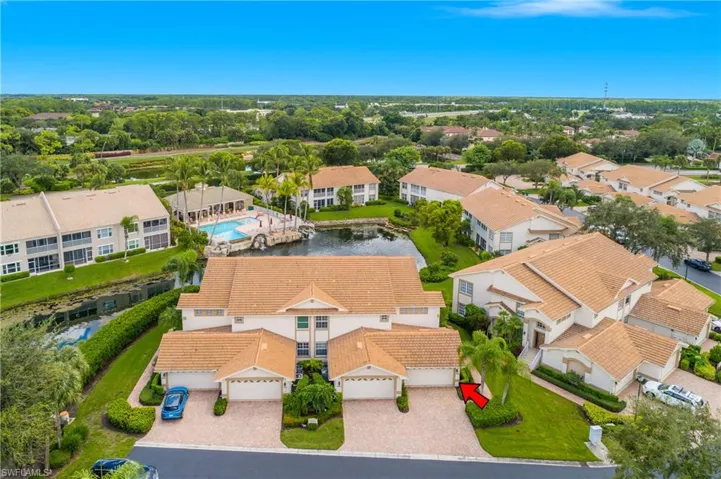 5643  Sandlewood  CT, Naples, FL 34110