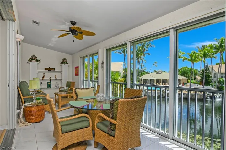5643  Sandlewood  CT, Naples, FL 34110