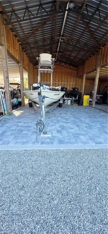 Pole barn