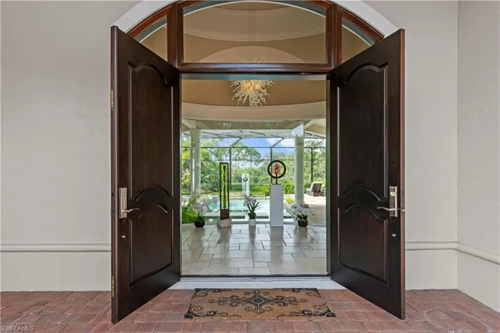 11617 Useppa Ct, Naples, Florida 34110