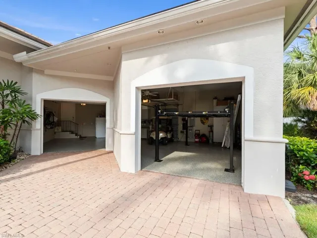 11617 Useppa Ct, Naples, Florida 34110