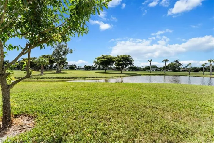 492 Bristle Cone Ln # 47, Naples, Florida 34113