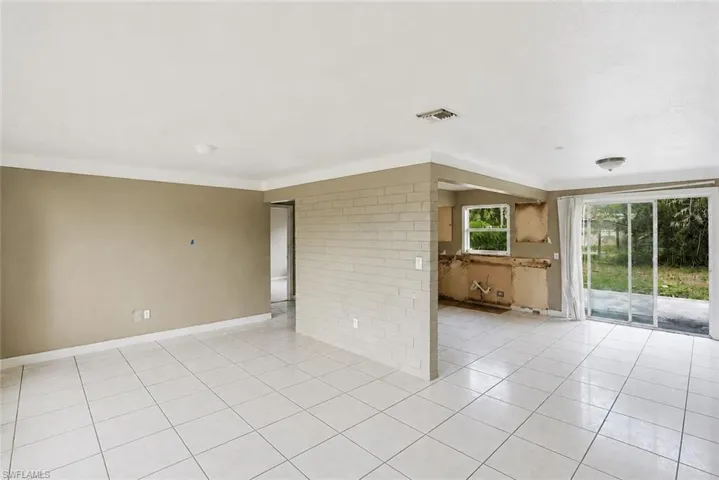 1507  Bert  DR, Fort Myers, FL 33916