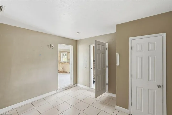 1507  Bert  DR, Fort Myers, FL 33916