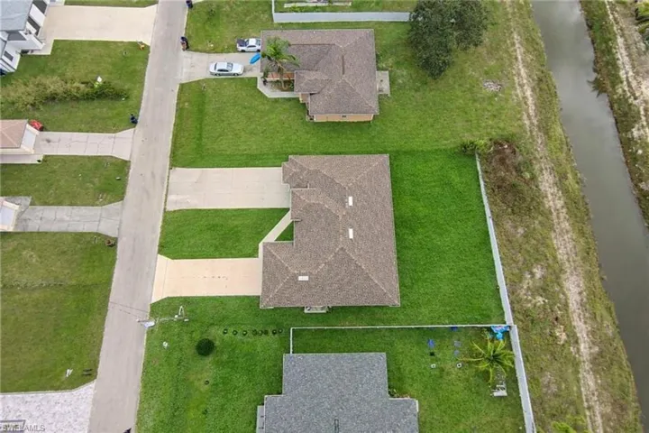 1043 Albert Ave, Lehigh Acres, Florida 33971