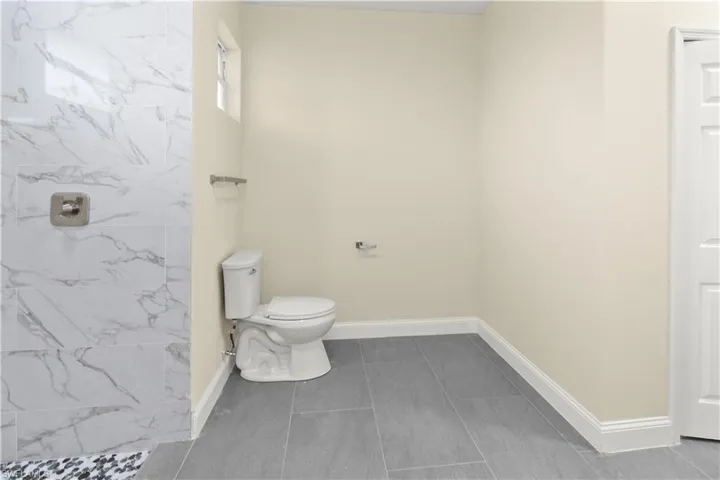 1043 Albert Ave, Lehigh Acres, Florida 33971
